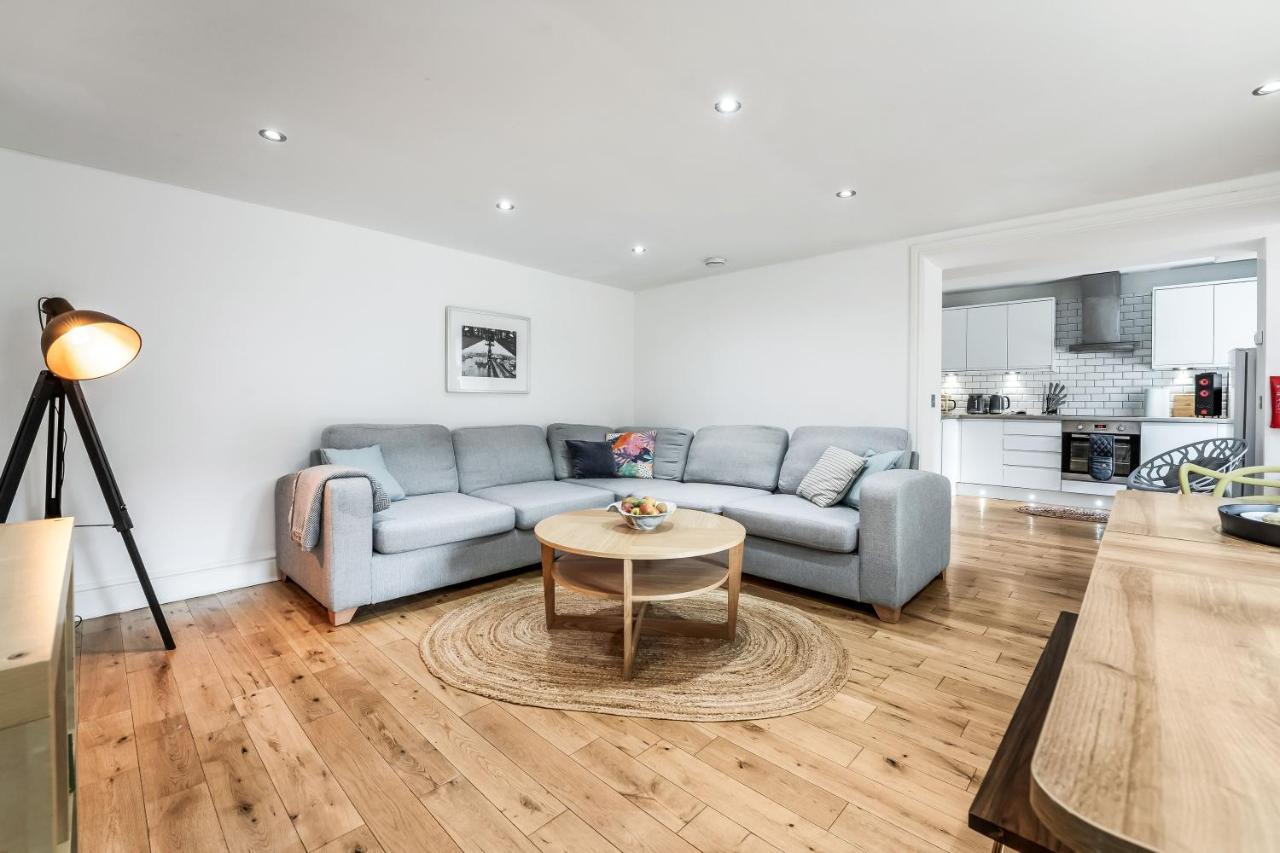 Ferienhaus Cozy With Character Large 2 Bedroom Main Door With Garden EDI
