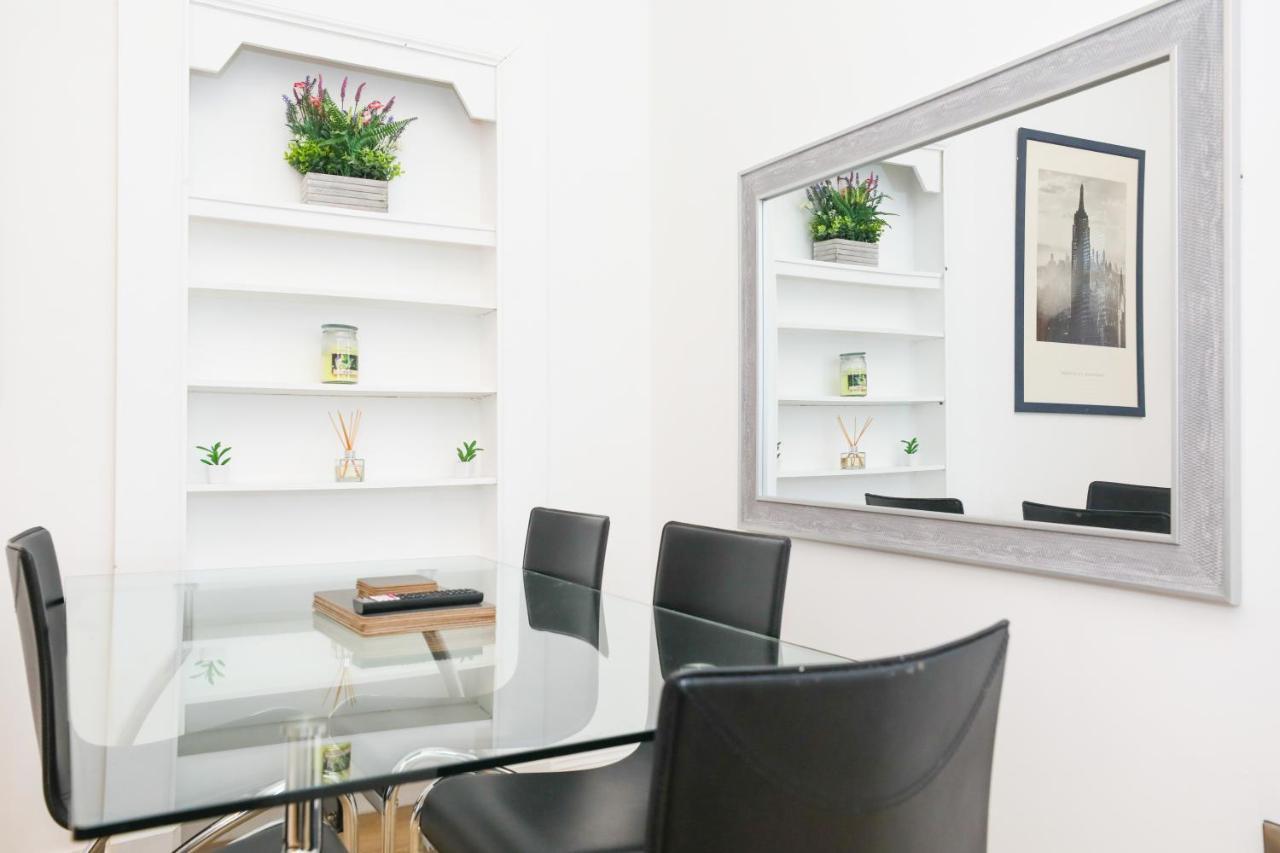Gorgeous In Excellent Location - - Five Star Amenities Guest house Edinburgh