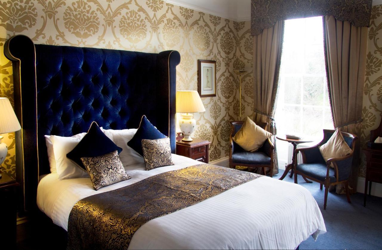Hotel Royal Scots Club