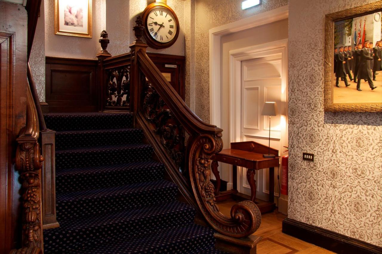 Royal Scots Club 3* Edinburgh