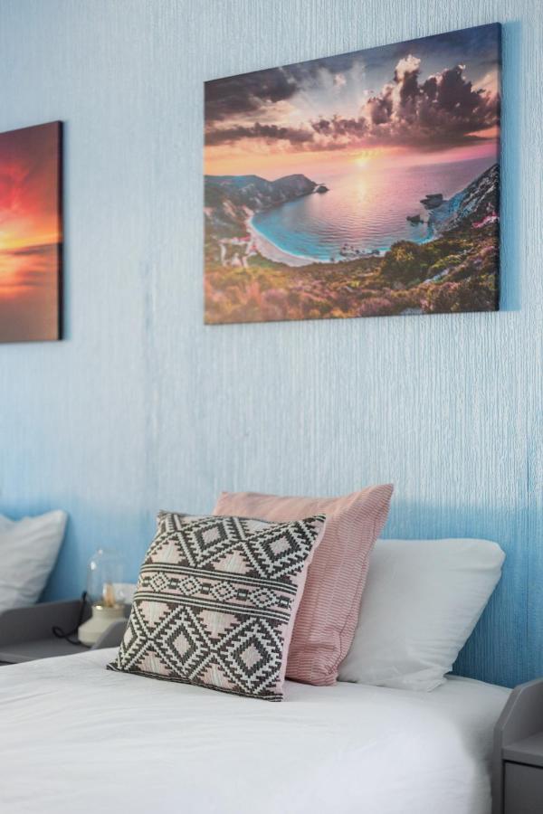 Lovely 3bed House-private Parking Edinburgh