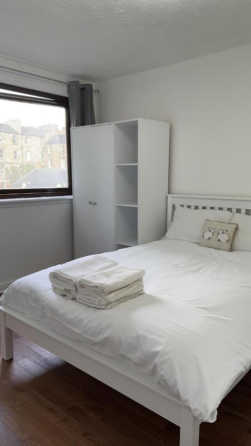 Entire In Center Apartment