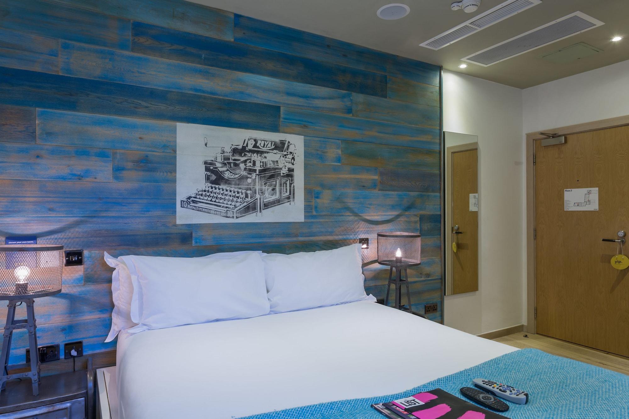 Stay Central Hotel