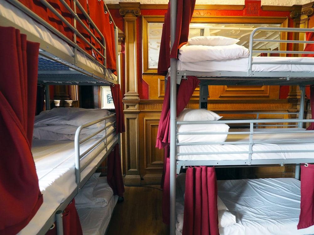 St Christophers 3* Edinburgh