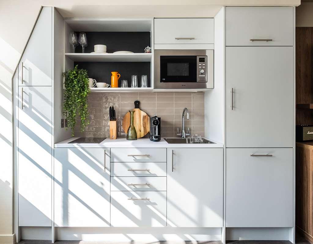 Heeton Concept Queen Street 4* Edinburgh