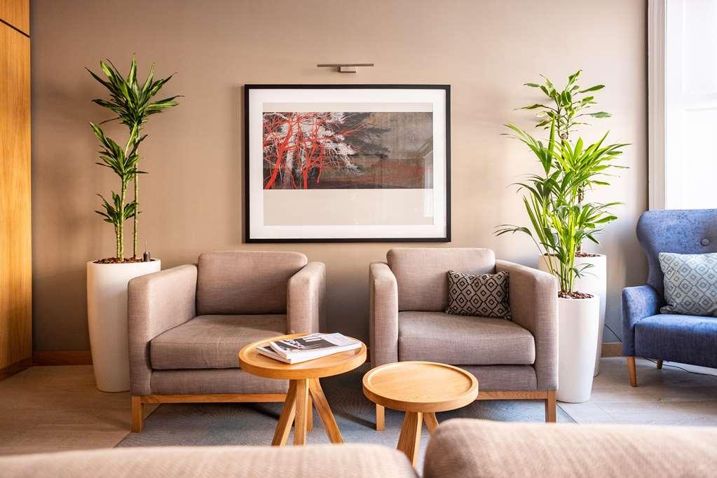 Heeton Concept Queen Street Aparthotel 4*