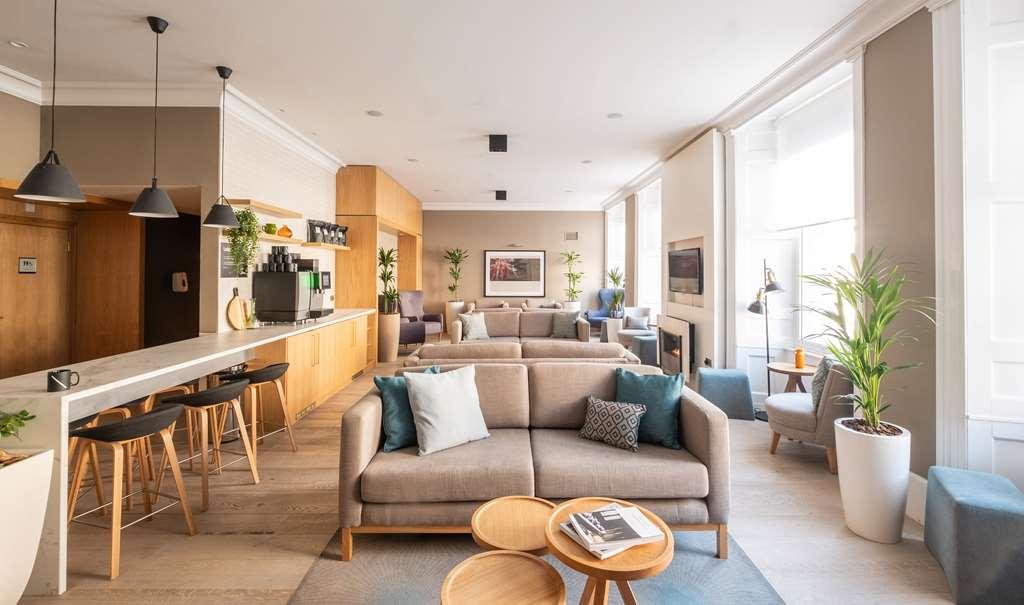 Heeton Concept Queen Street Aparthotel