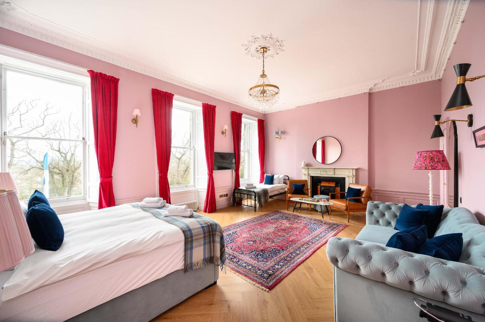 Guest house Queen Charlotte *