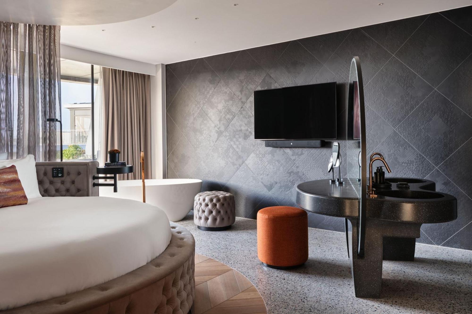 W Hotel