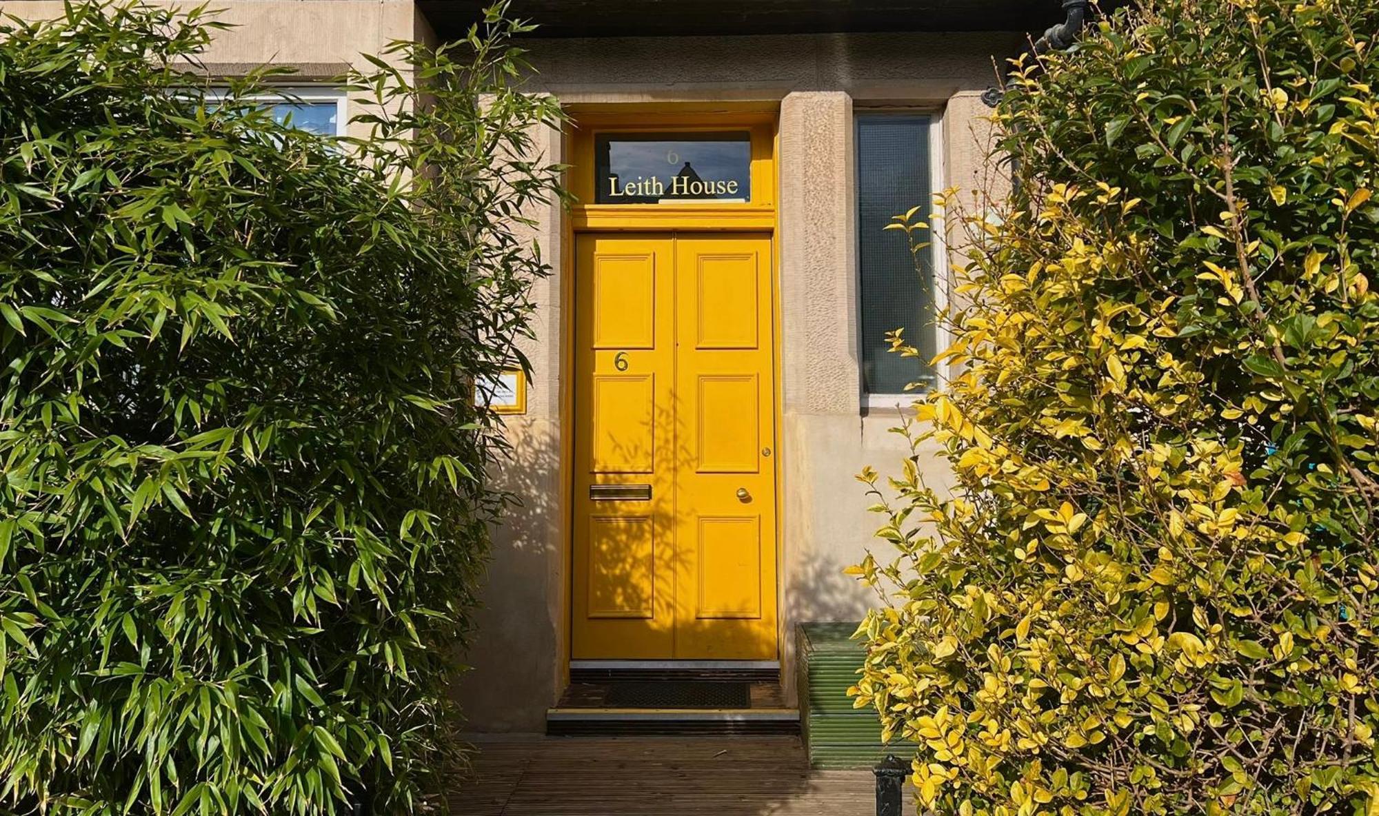 Guest house Leith House