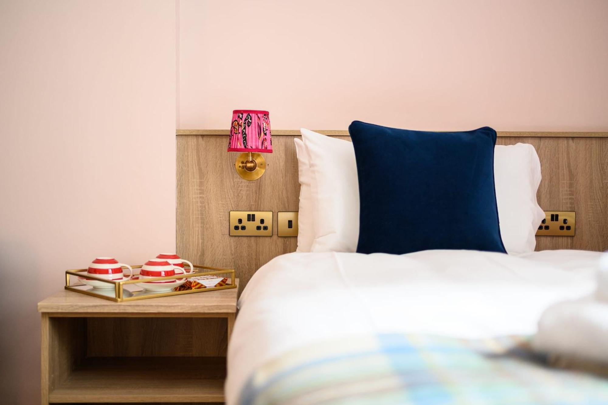Guest house Queen Charlotte *