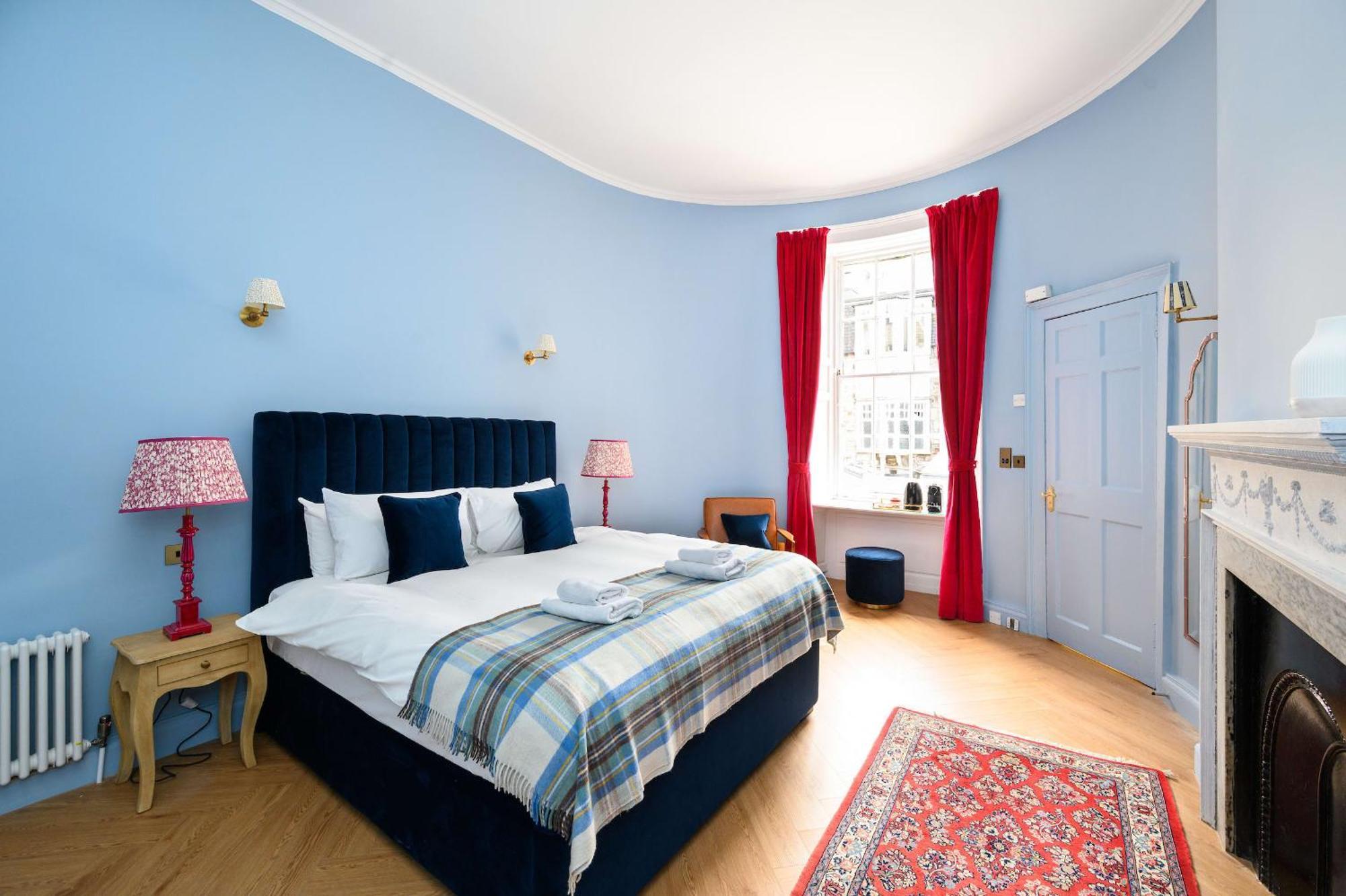 Queen Charlotte Guest house Edinburgh