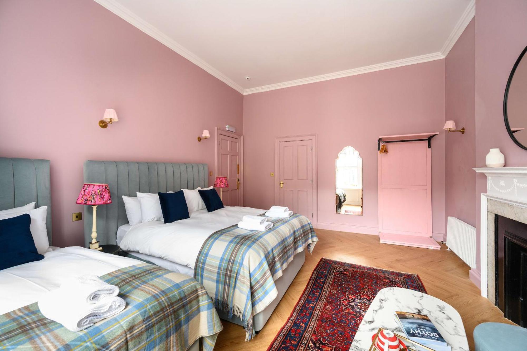 Guest house Queen Charlotte *
