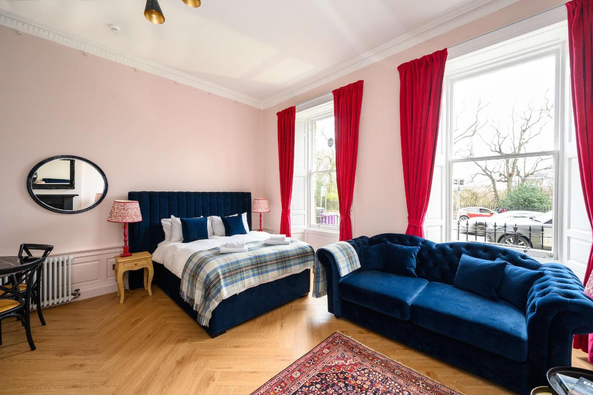 Queen Charlotte Guest house *