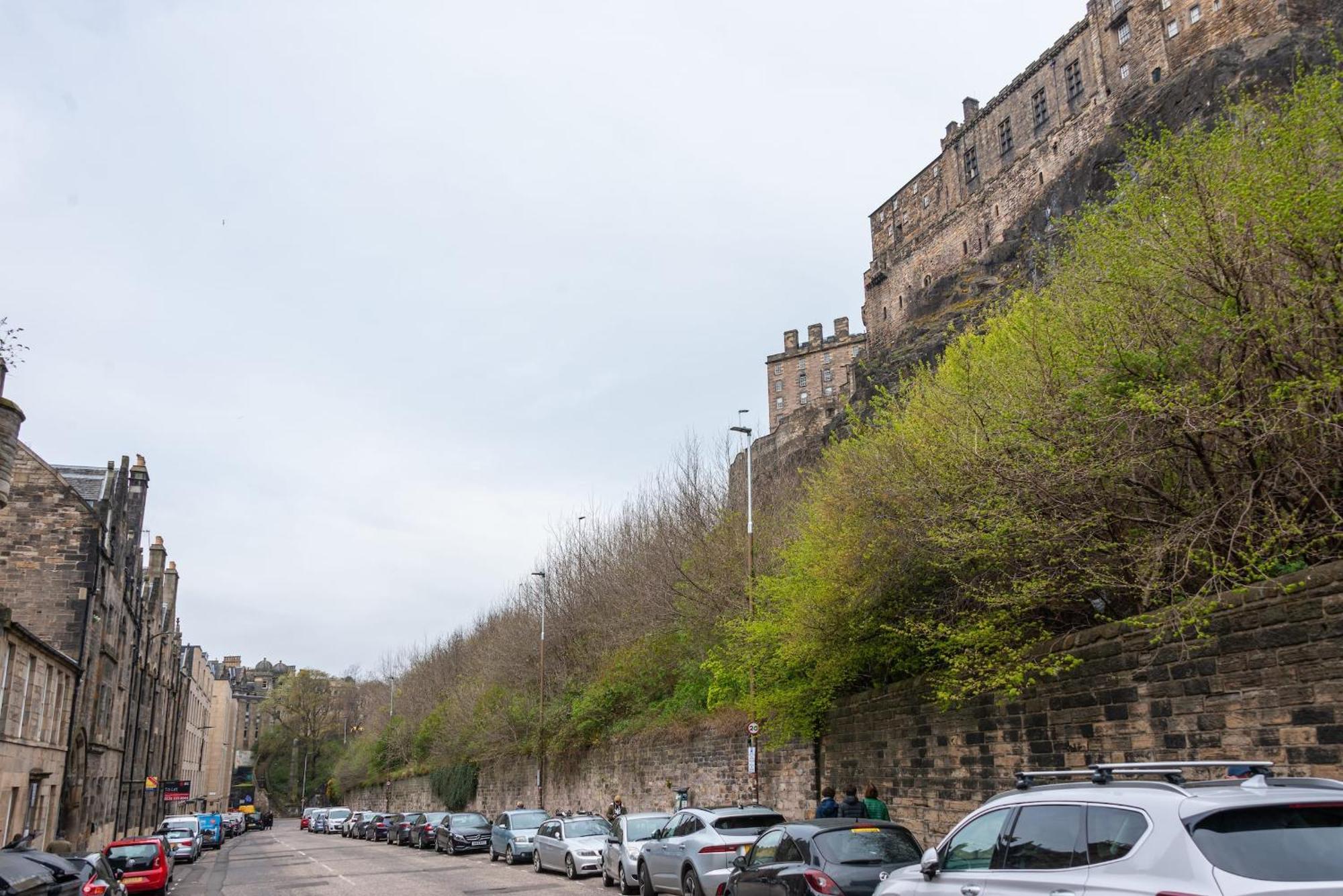 Charming Grassmarket 1 Bed Castle Pad Apartment