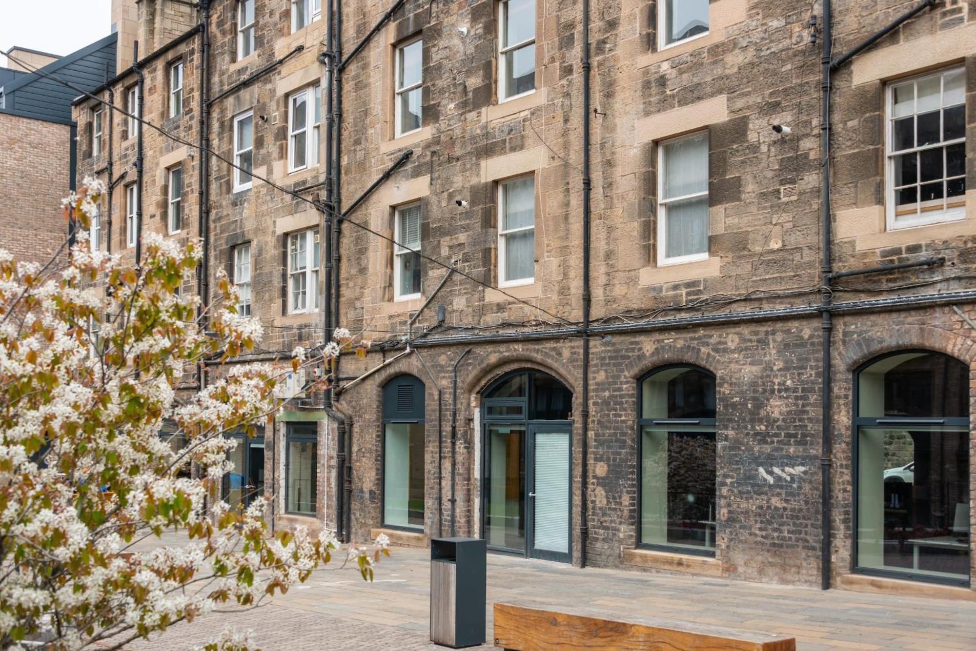 Charming Grassmarket 1 Bed Castle Pad