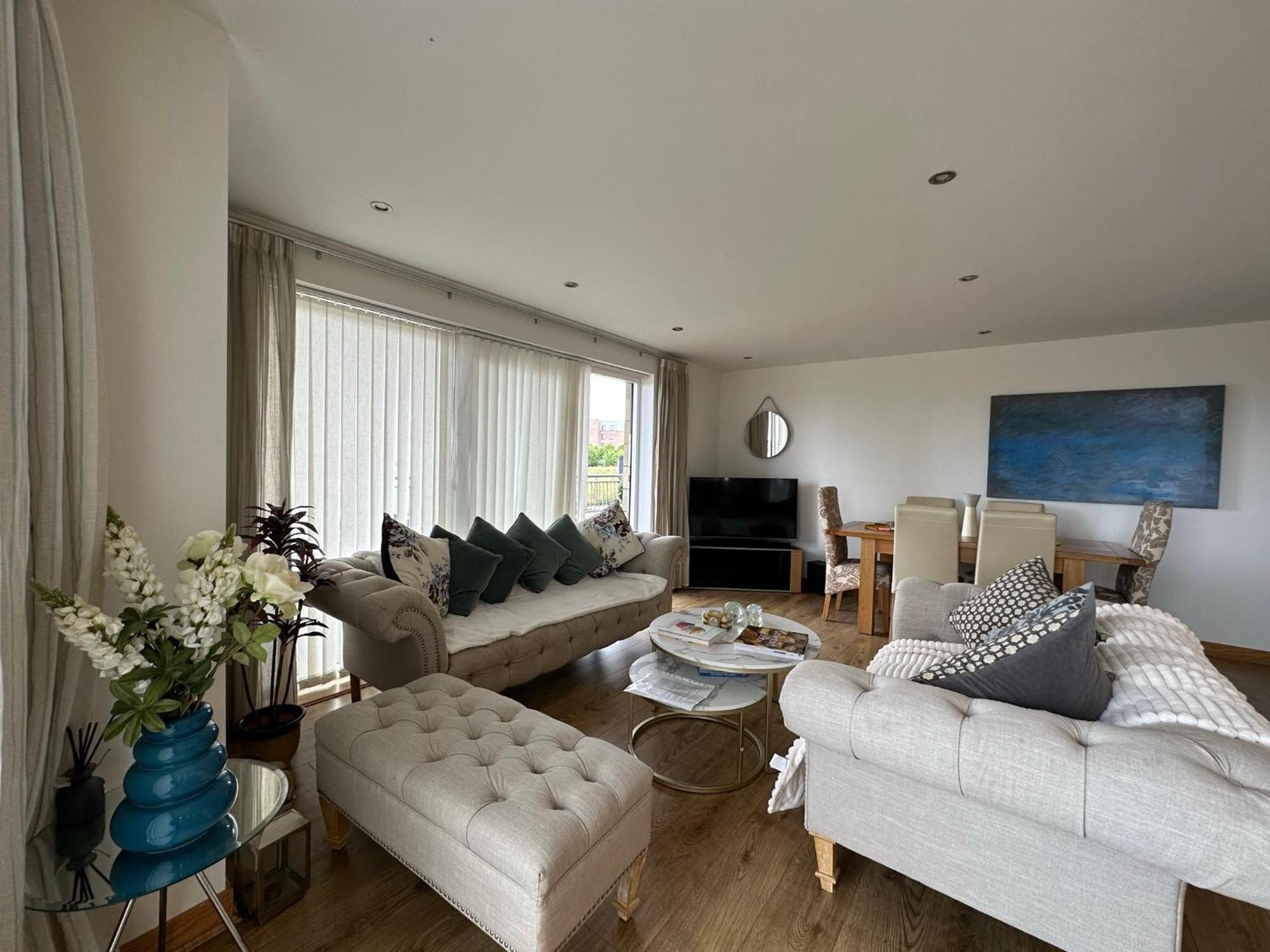 Modern Specious Three Bedroom In