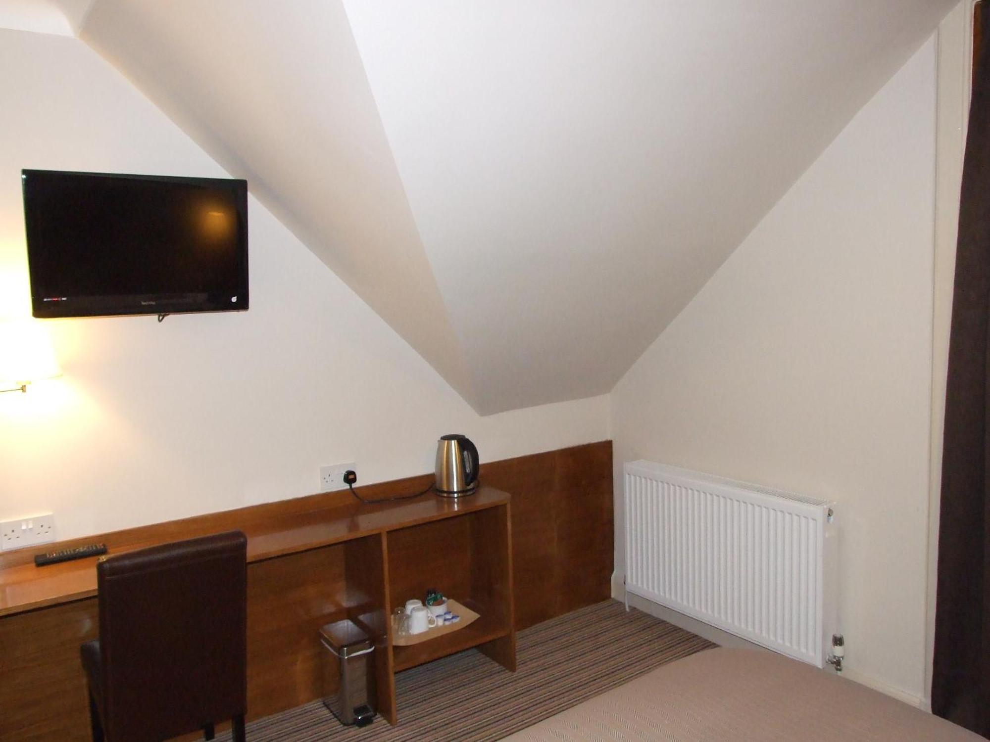 Guest house Leith House 3*