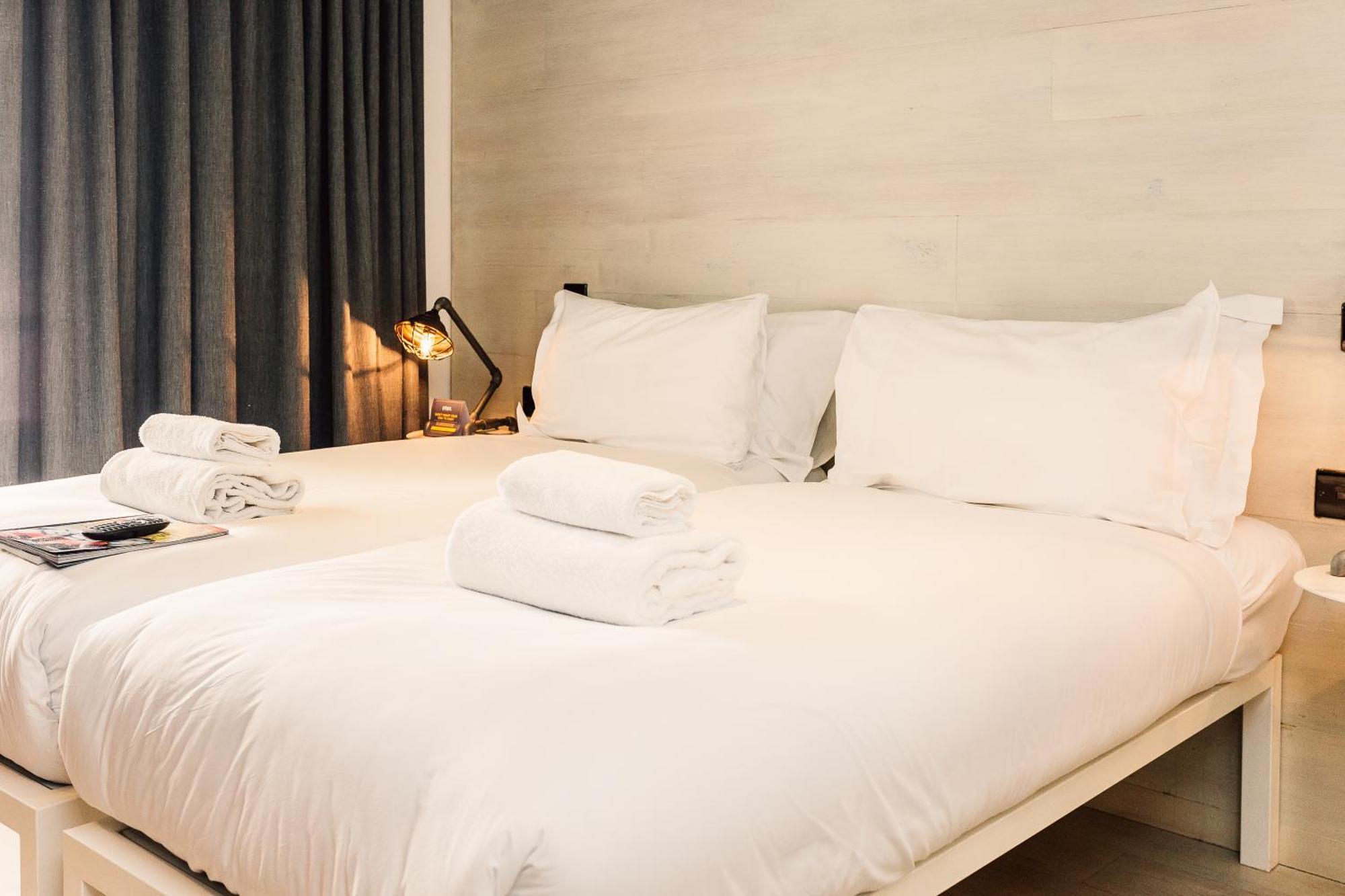 Stay Central Hotel