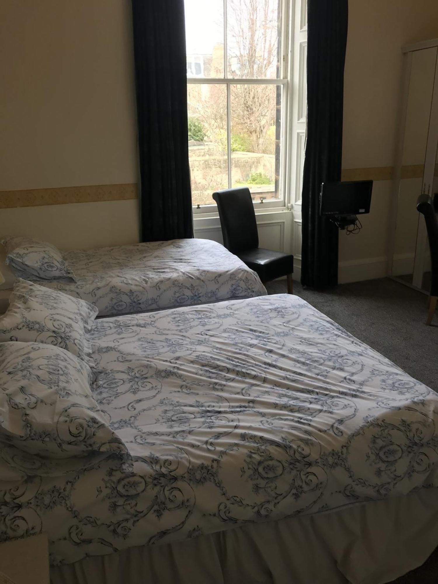 Guest house Dorstan House 3*