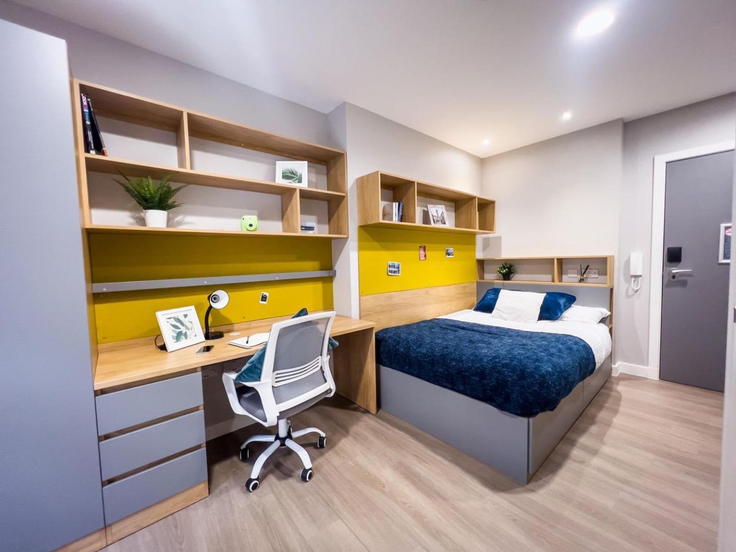 Apartment Contemporary Student-only At Panmure Court In