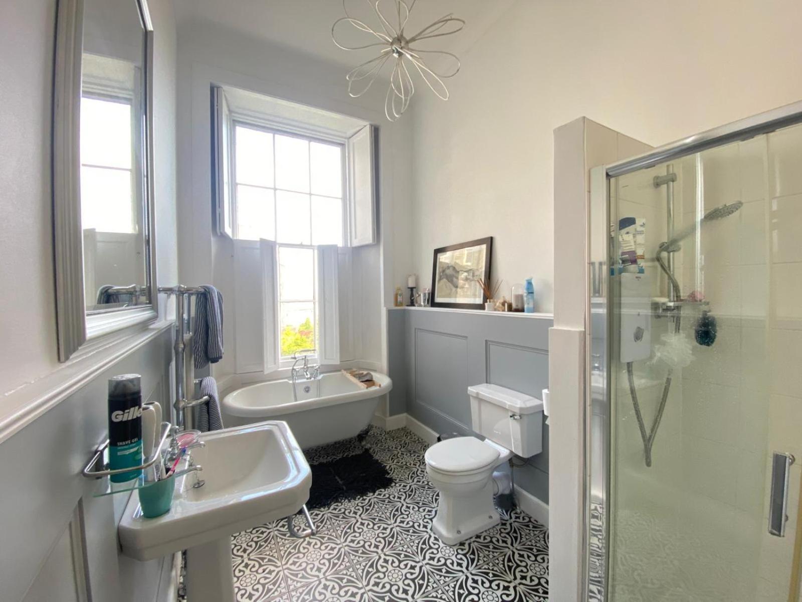 Georgian 4 Bedroom 3 Bathroom New Town Edinburgh