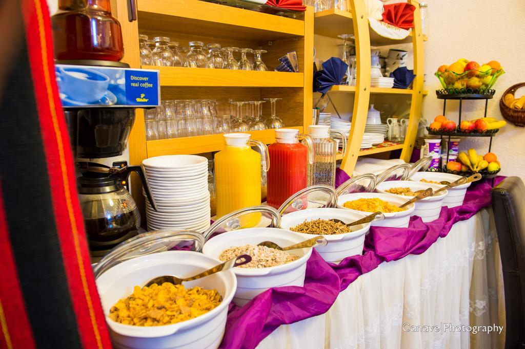 Lyncliff Bed & Breakfast 2*
