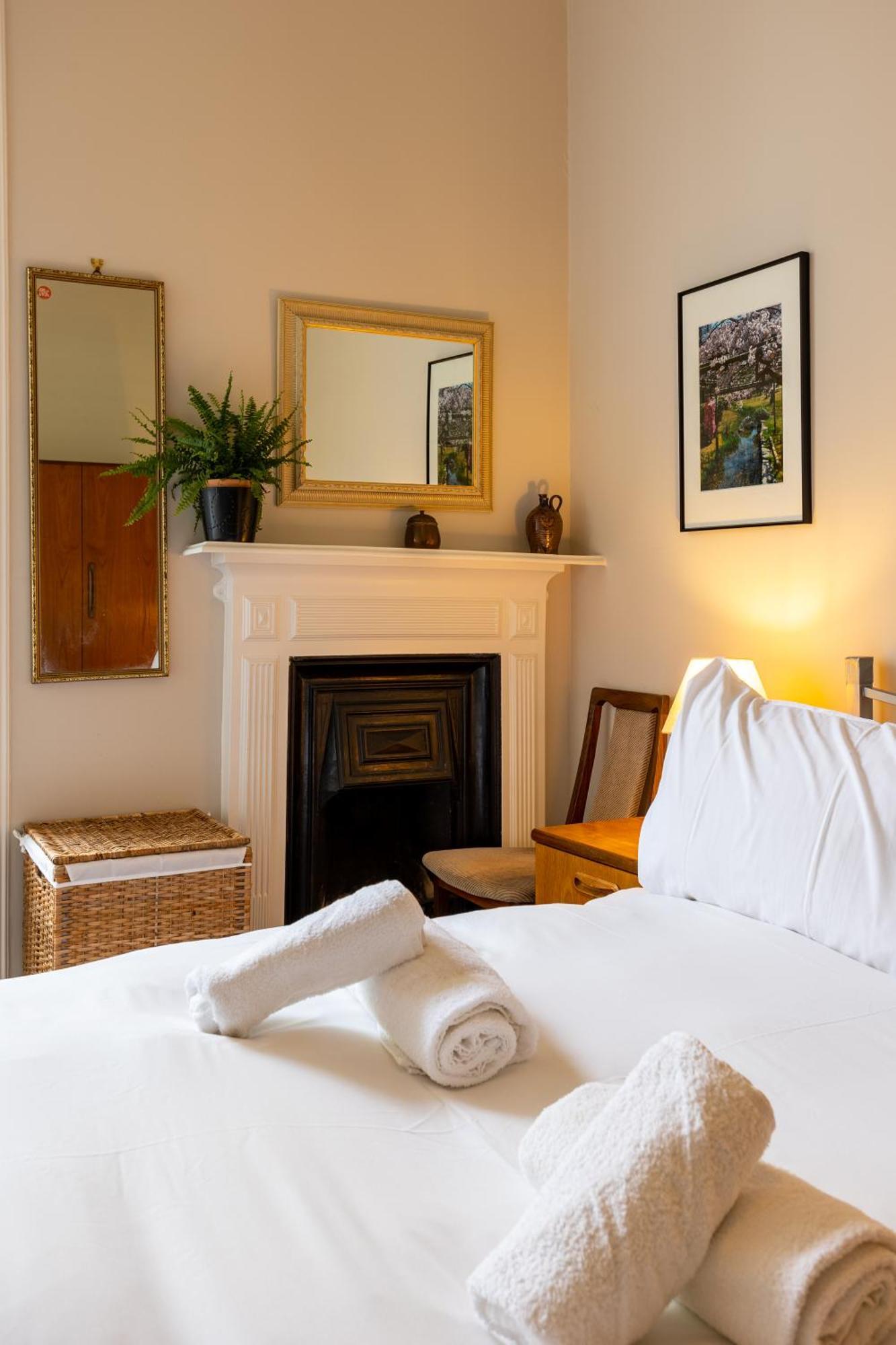 Apartment Newly Renovated 1 Bedroom Near Charming Newhaven Edinburgh