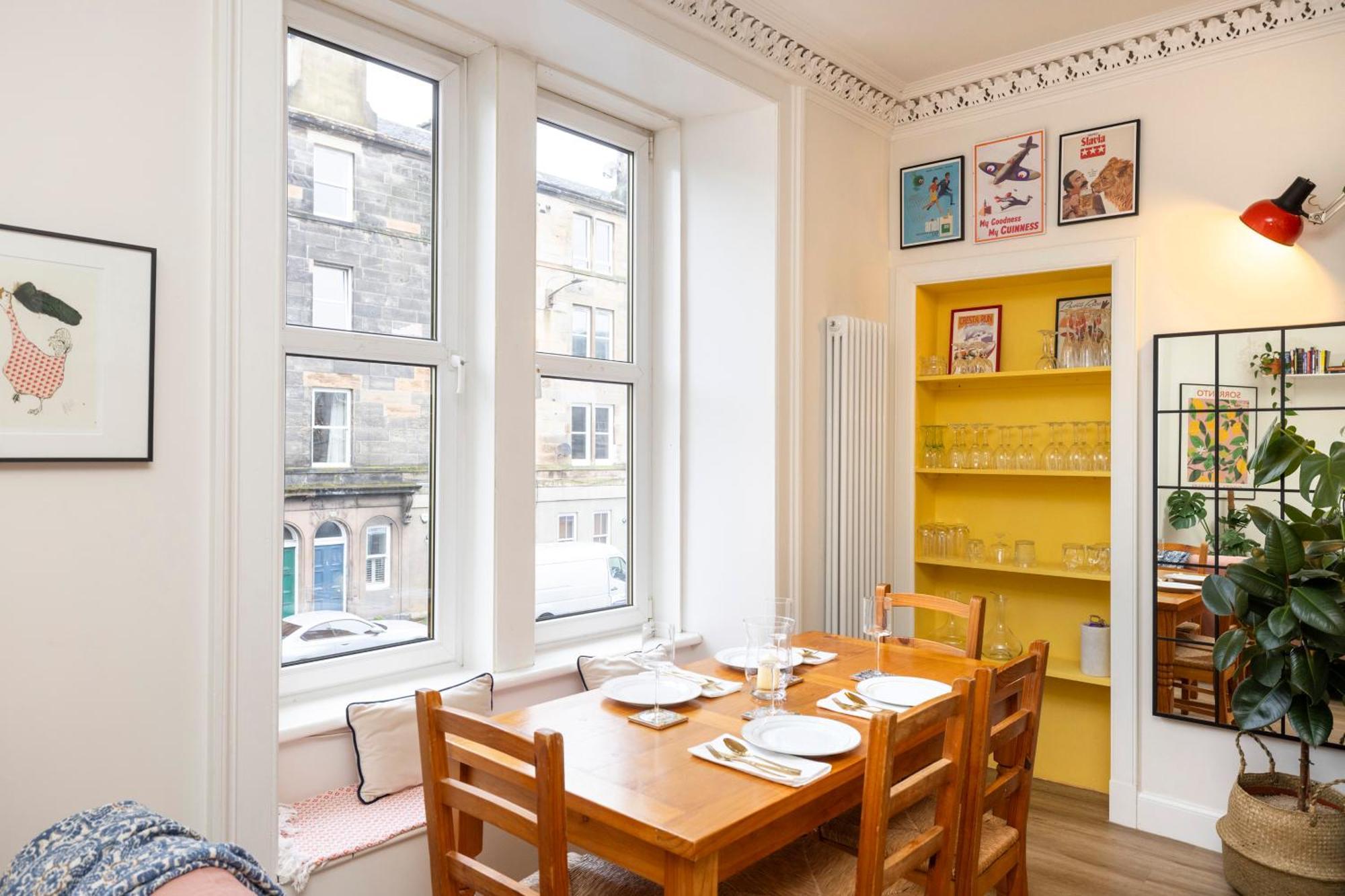 Inspiring 2-bedroom Edinburgh