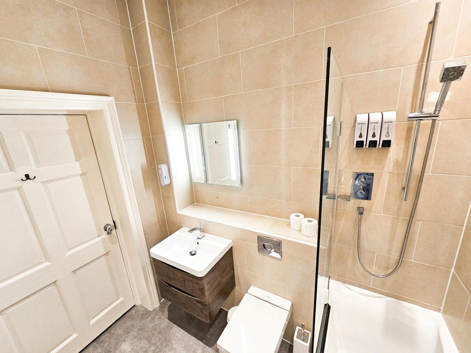 Spacious 2 Bedroom In The Heart Of New Town EDI