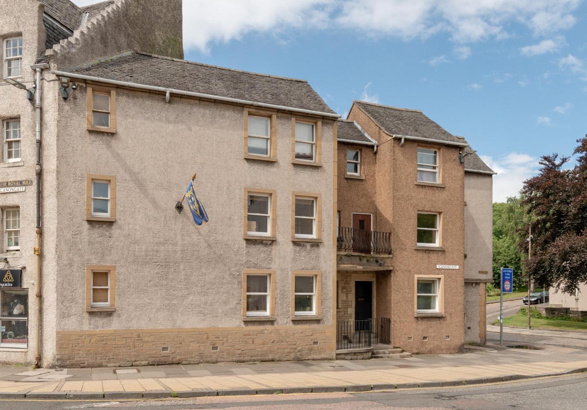 Canongate - 357 Edinburgh