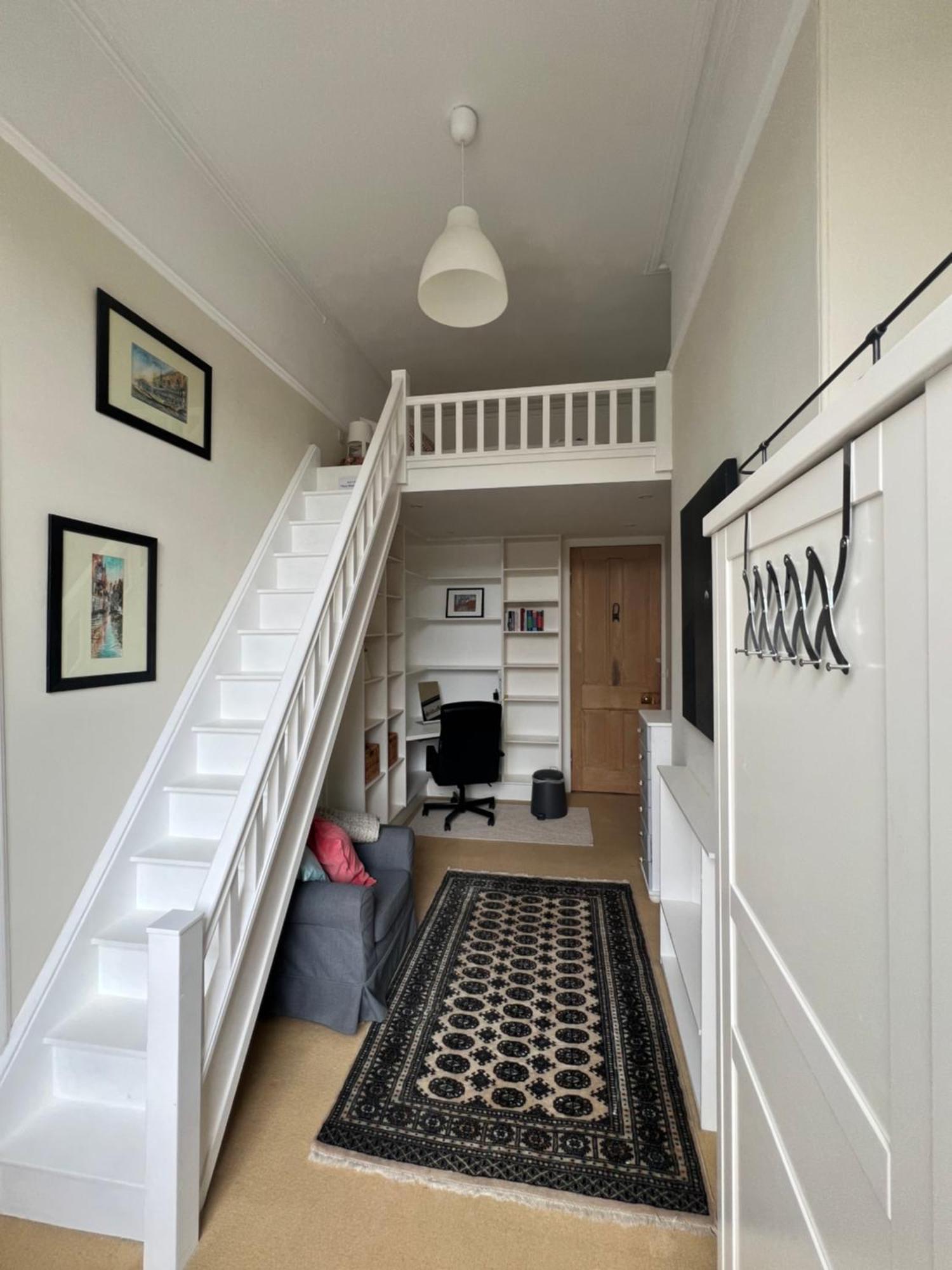 Georgian 4 Bedroom 3 Bathroom New Town