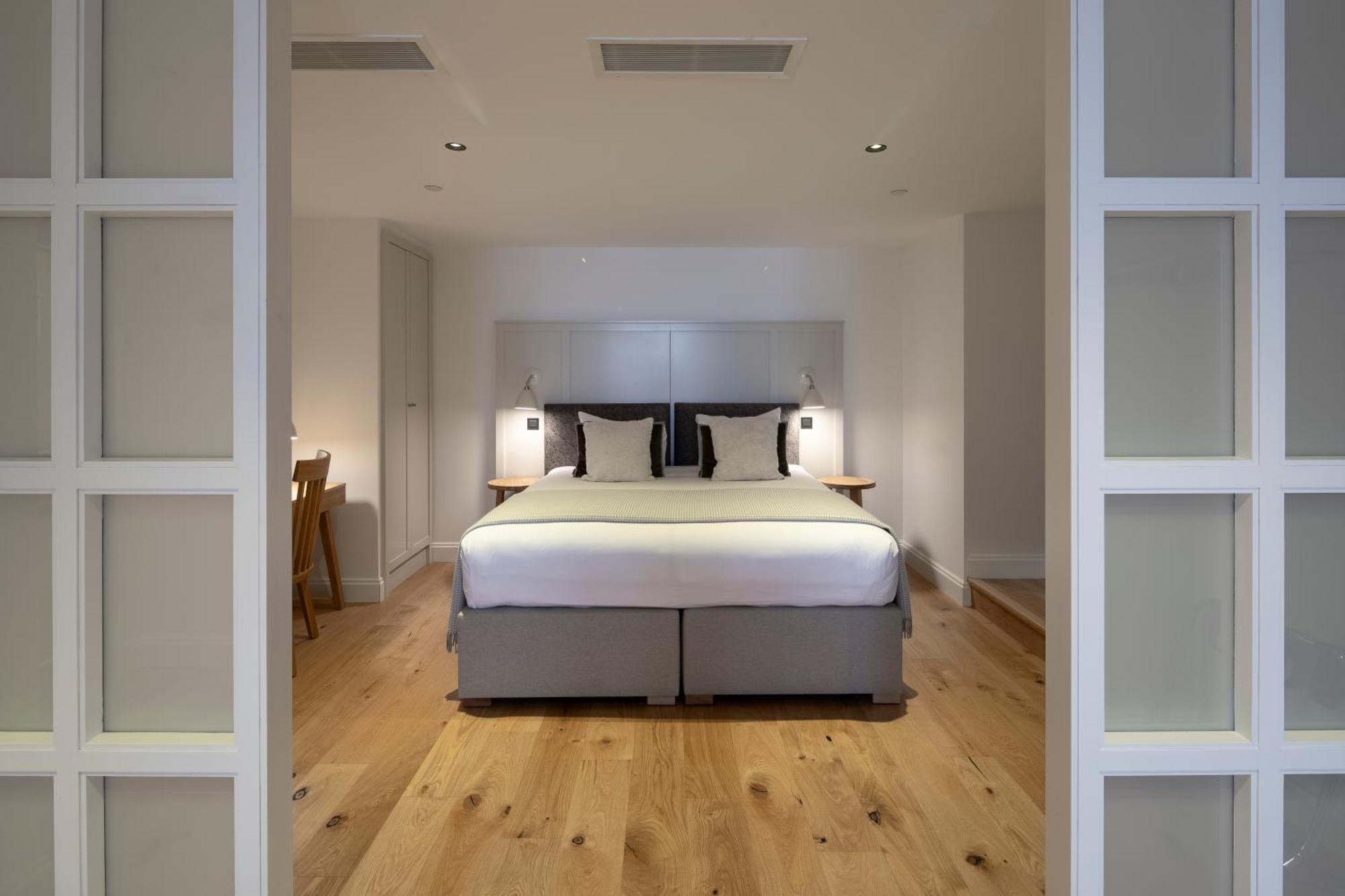 Aparthotel Old Town Chambers, Autograph Collection 5*