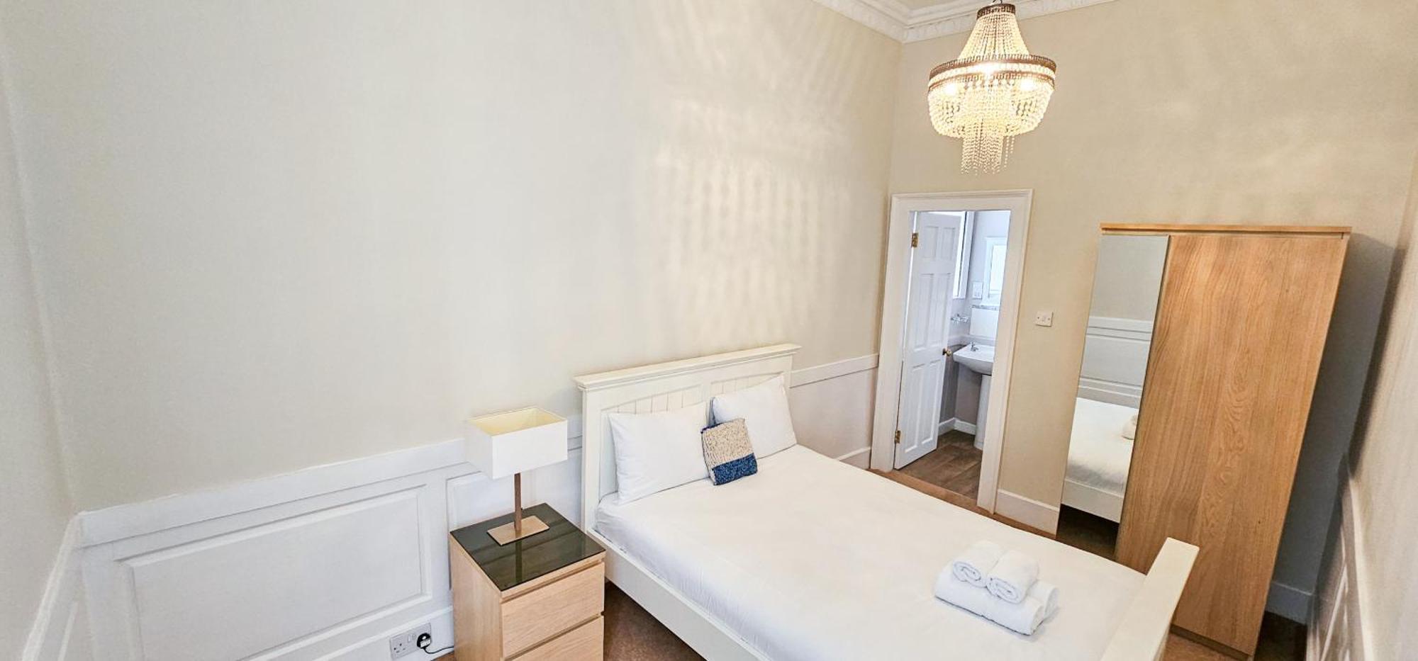 Russel House - 4 Bedroom - The Royal Mile Holiday home *