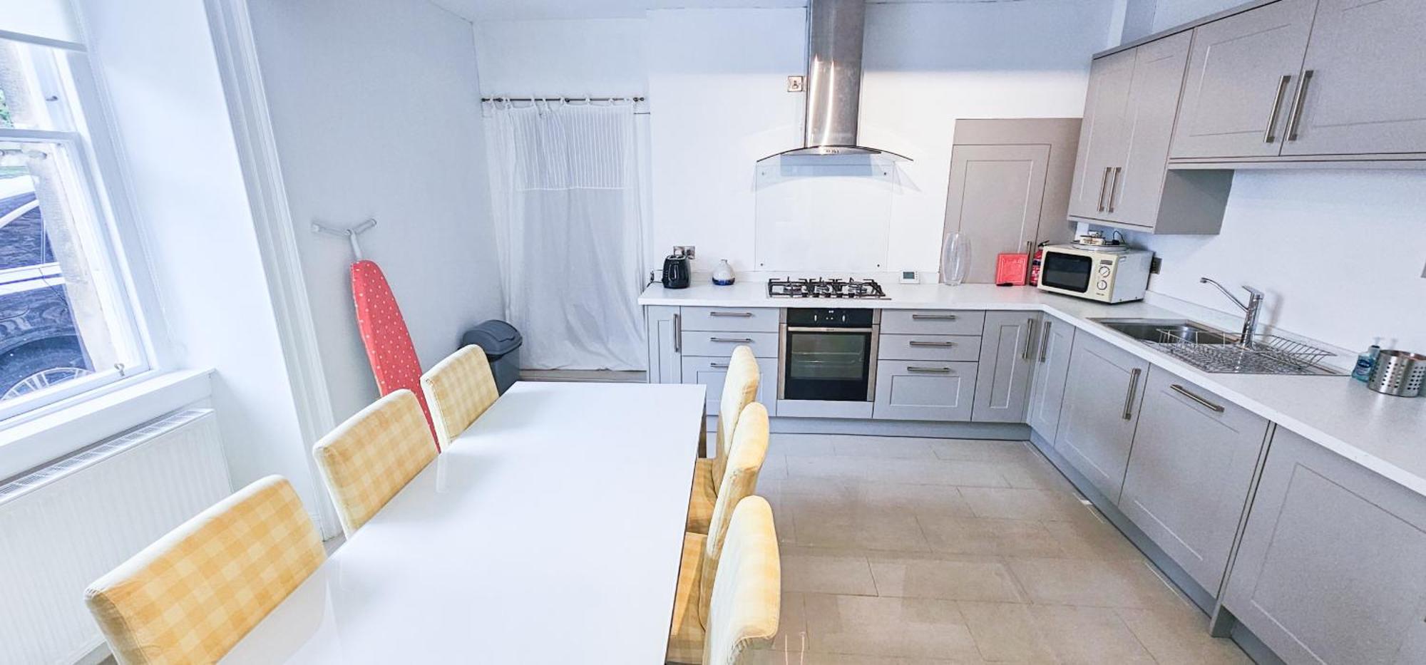 Russel House - 4 Bedroom - The Royal Mile Holiday home *