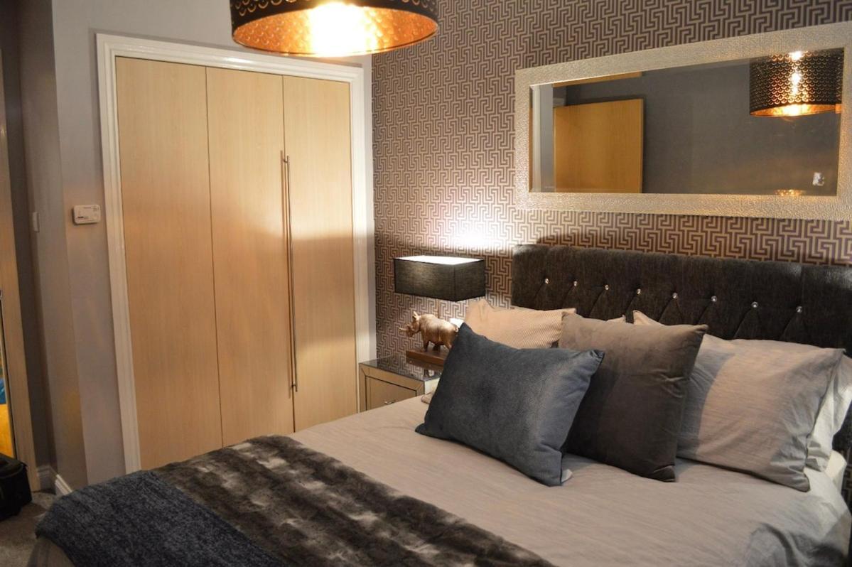 Apartment Luxury Boutique Apartment, Free Parking & Gym