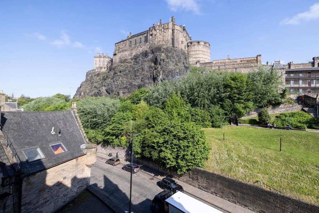 Apartment The Heart Of Old Town With Castle Views