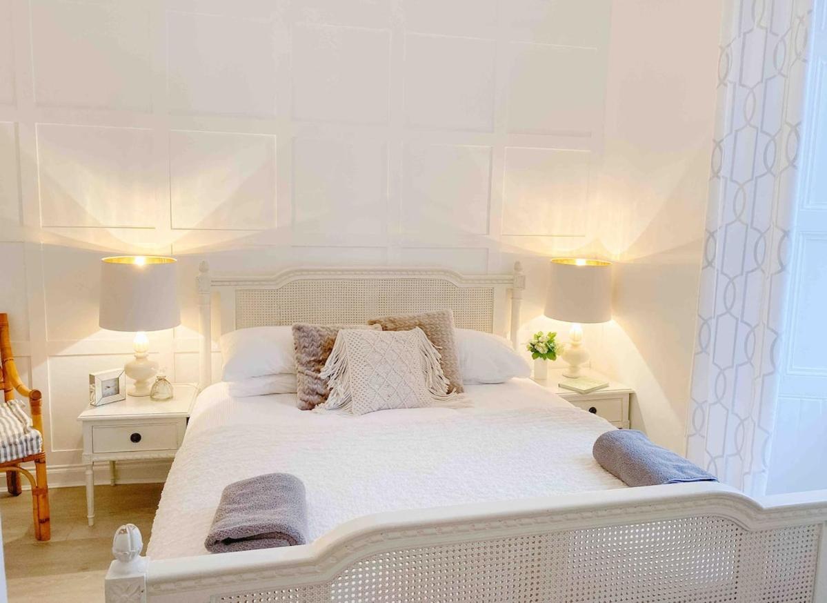 Chic Flat Close To Edinburgh, Airport, & Zoo Apartment Edinburgh