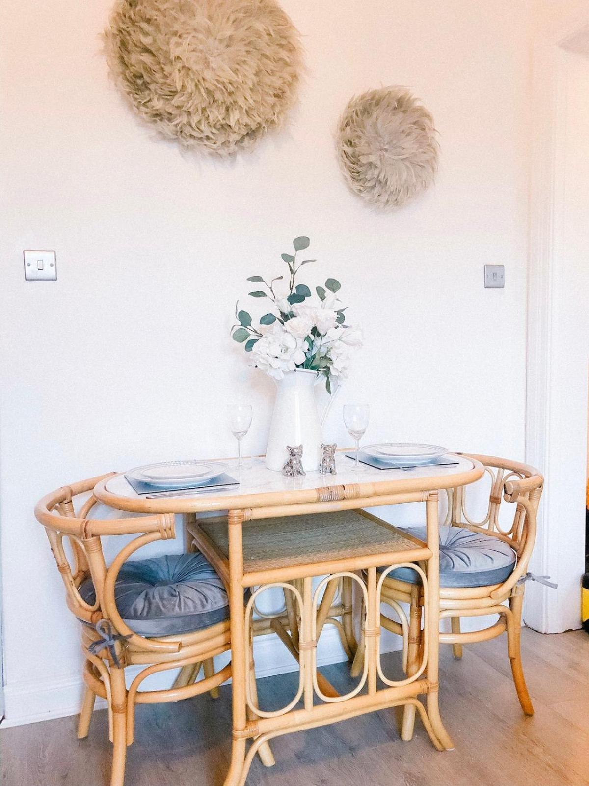 Apartment Chic Flat Close To Edinburgh, Airport, & Zoo