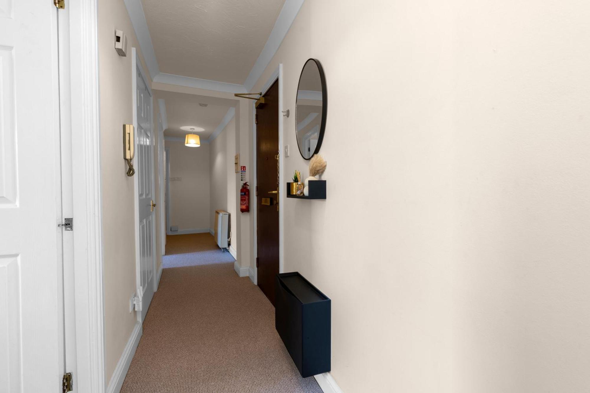 Apartment 1 Double In Shared In With Free Parking