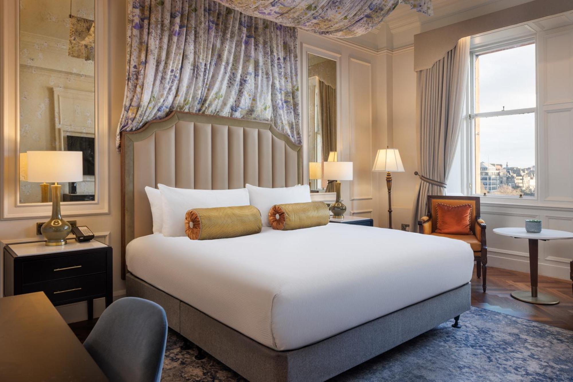 The Caledonian Edinburgh, Curio Collection By Hilton