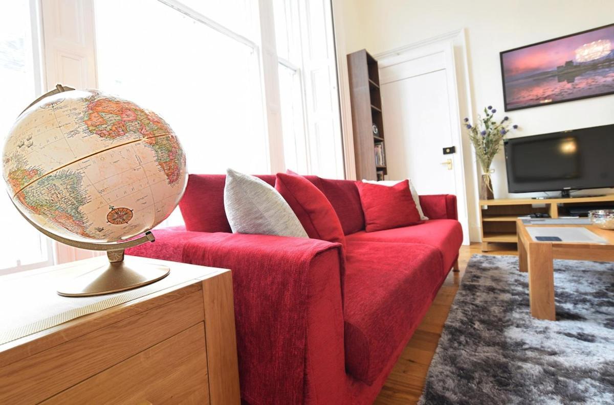 Great Location! 2bd,2 Bath In Centre Of