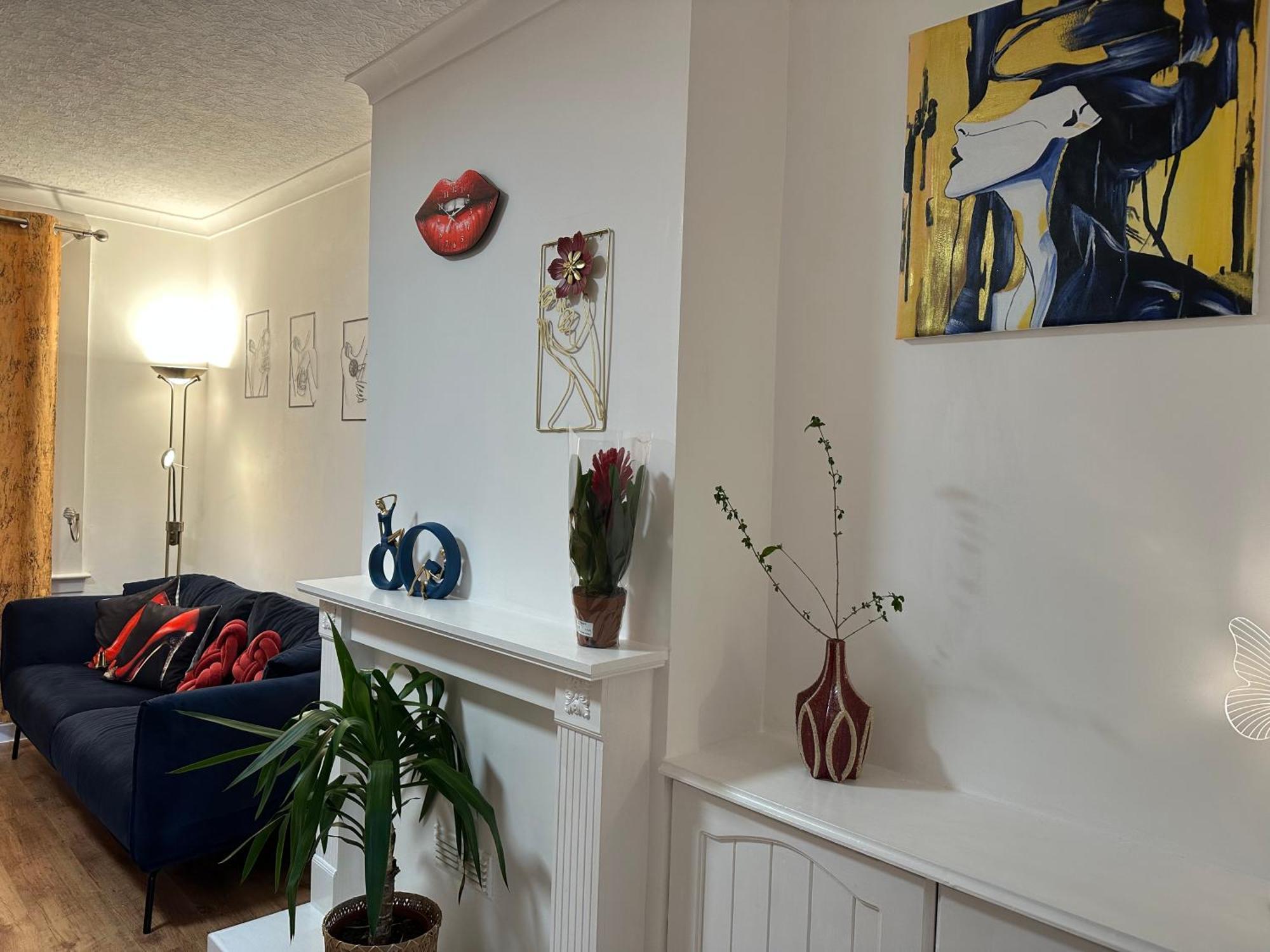 Apartment Private Main Door Two Bedrooms *