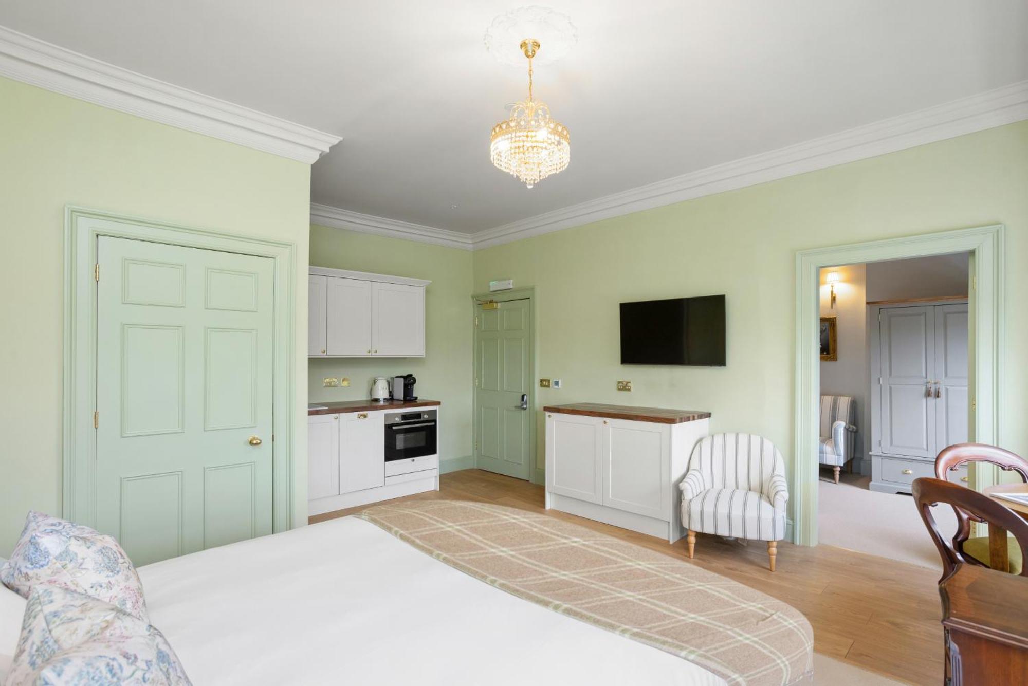 Aparthotel The Townhouse, Leith Edinburgh