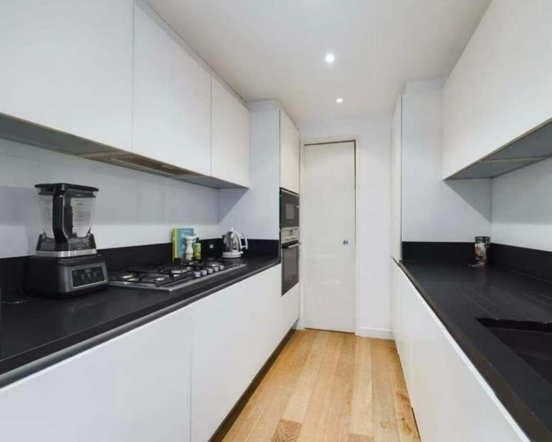 Apartment Stunning Modern In Edinburgh