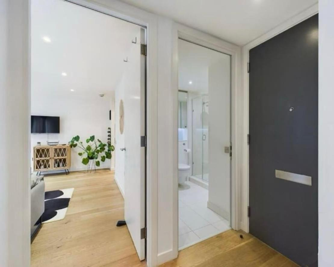 Stunning Modern In * Edinburgh