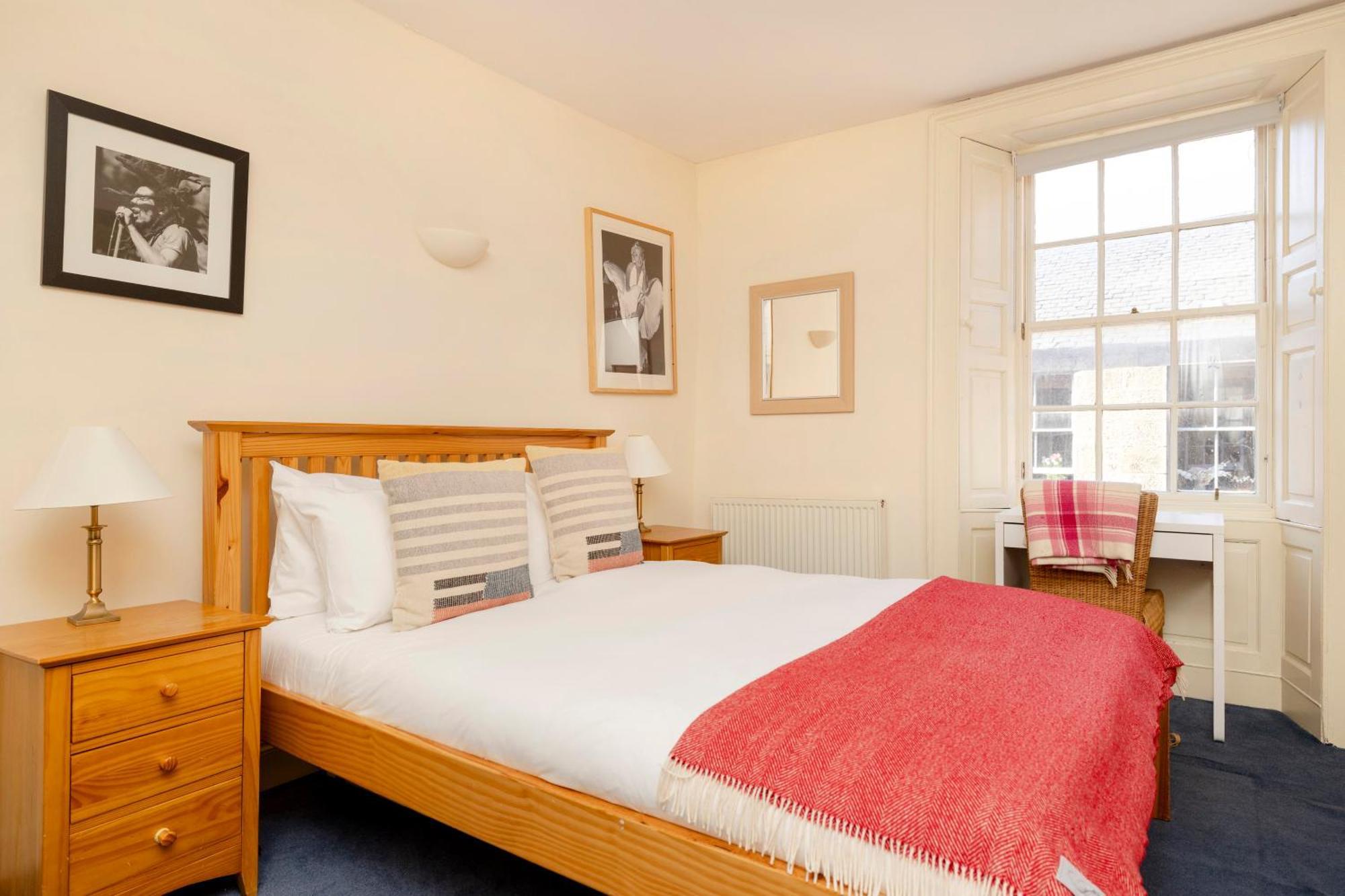 Joivy Gorgeous 2-bed Flat Near Castle * EDI