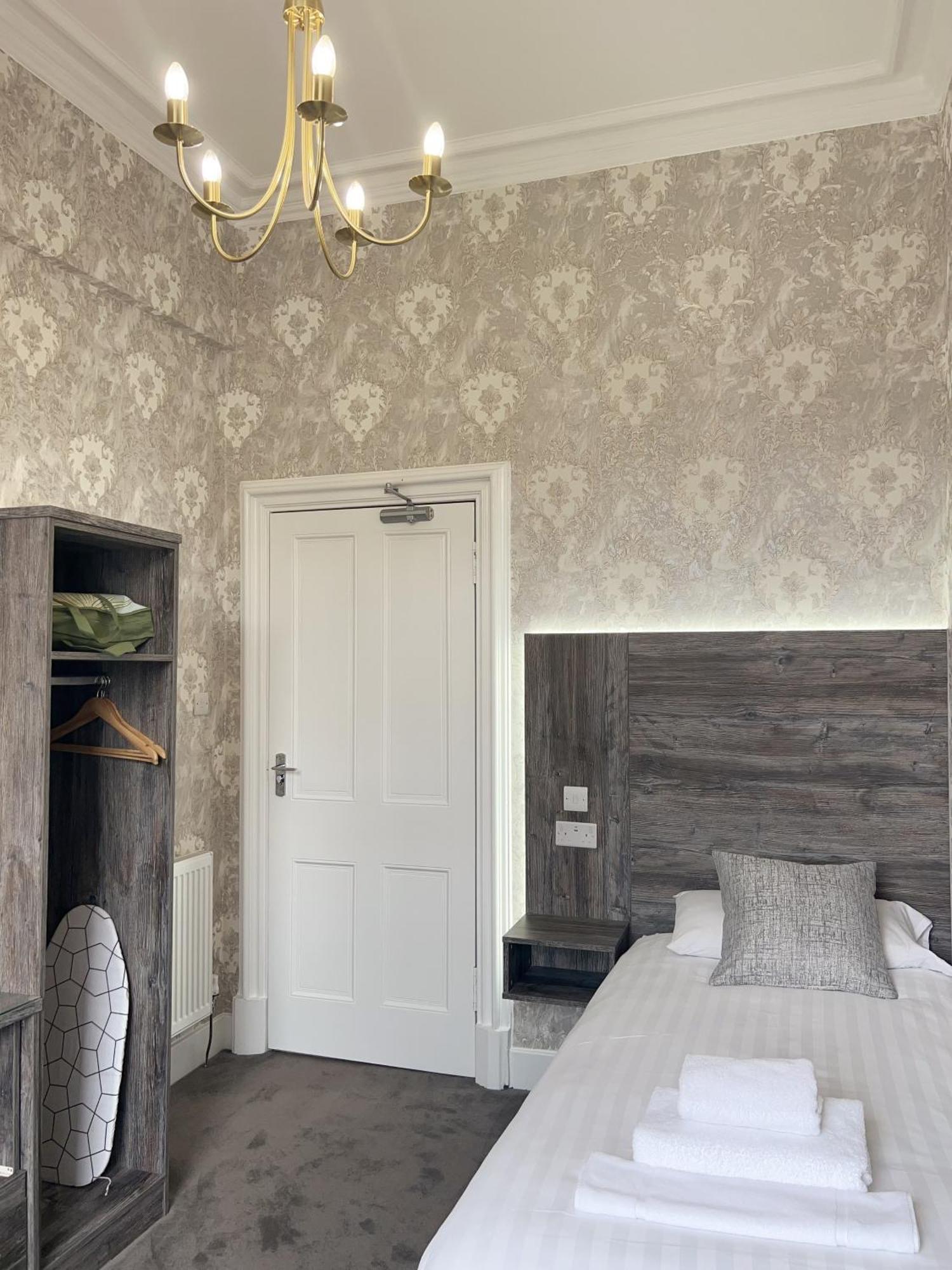 Alexander Guest house Edinburgh