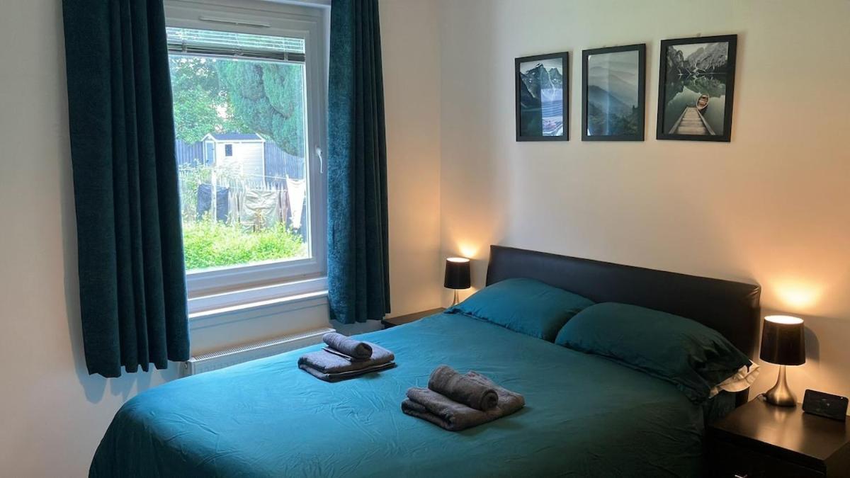 2 Bed Flat Near Murrayfield *