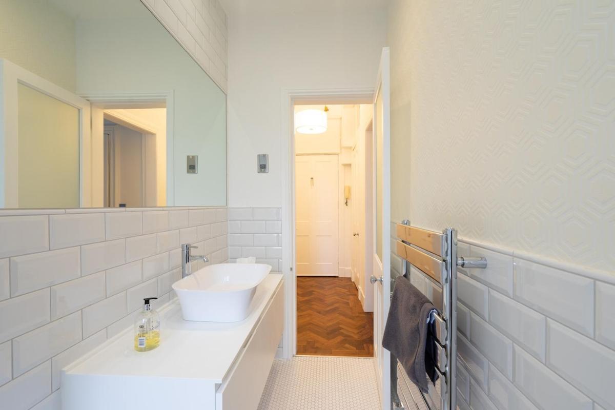 Immaculate One Bedroom Flat In The Centre * Edinburgh